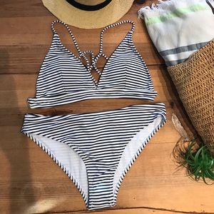 Cupshe Bikini Sz Medium